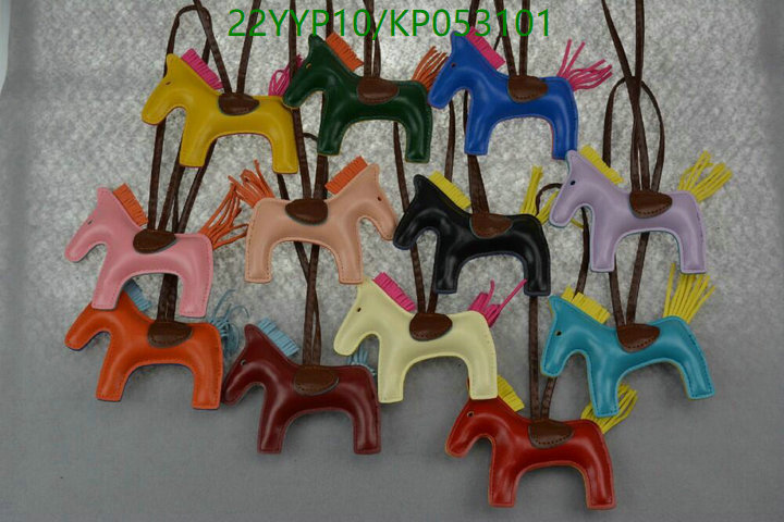 $: 22USD