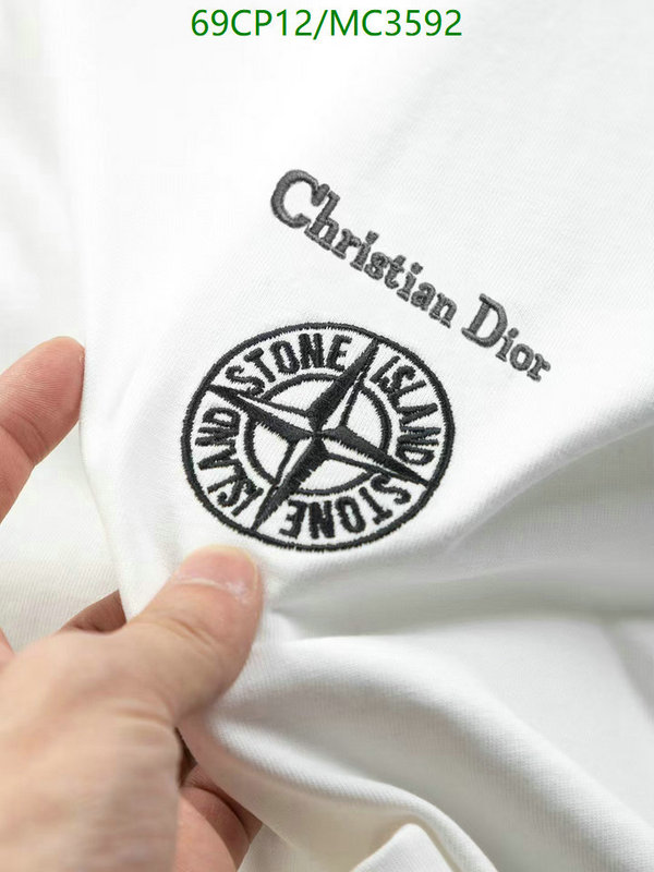 Clothing-Stone Island Code: MC3592 $: 69USD
