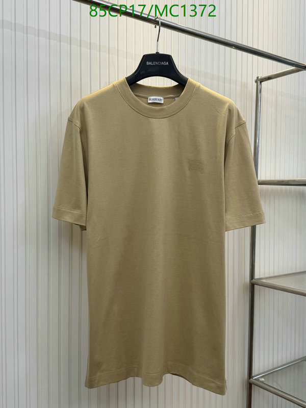 Clothing-Burberry Code: MC1372 $: 85USD