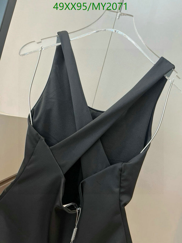 Swimsuit-Dior Code: MY2071 $: 49USD