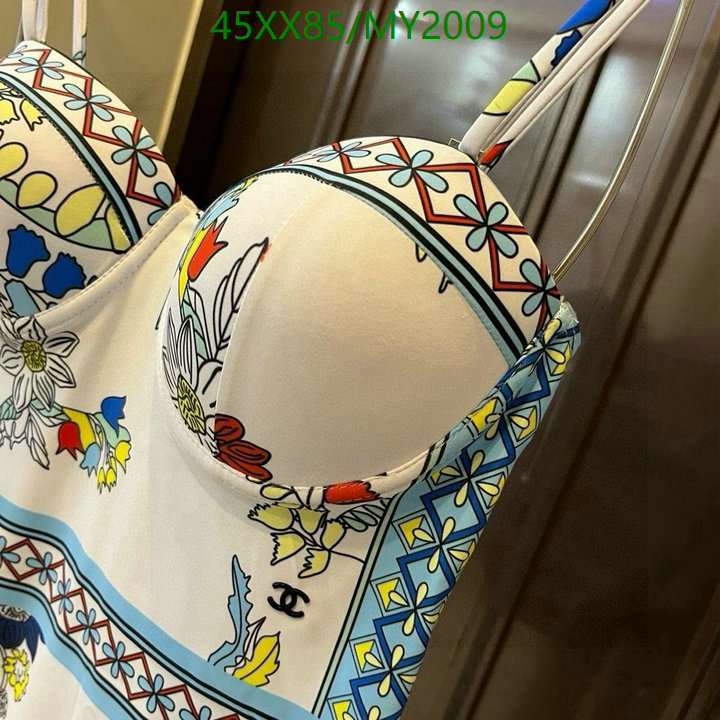 Swimsuit-Chanel Code: MY2009 $: 45USD