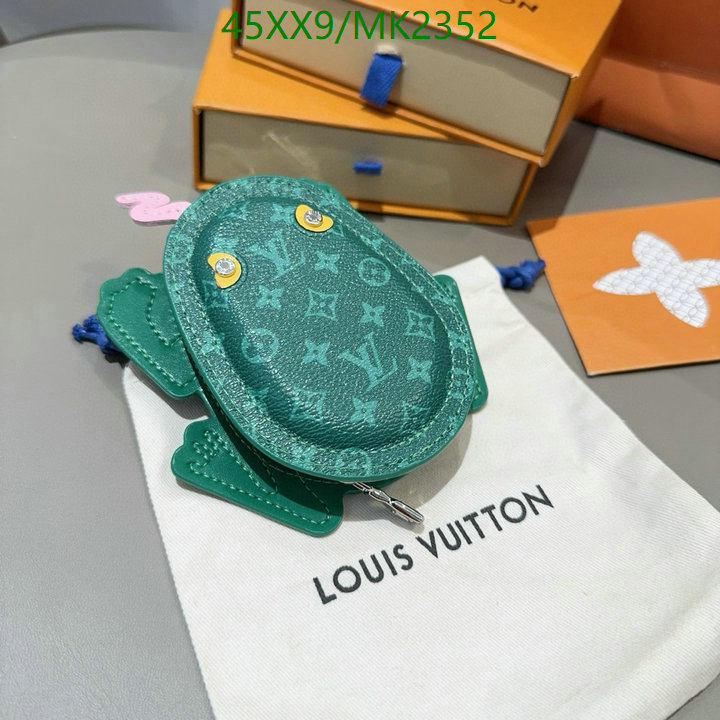 Key pendant-LV Code: MK2352 $: 45USD