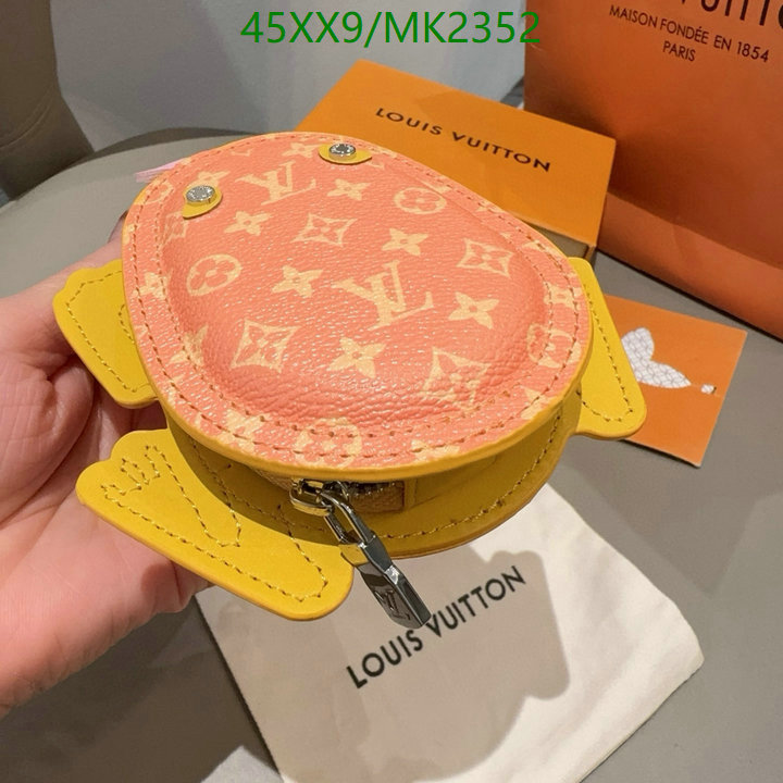 Key pendant-LV Code: MK2352 $: 45USD