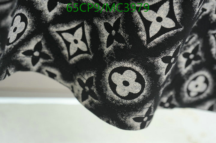 Clothing-LV Code: MC3979 $: 65USD