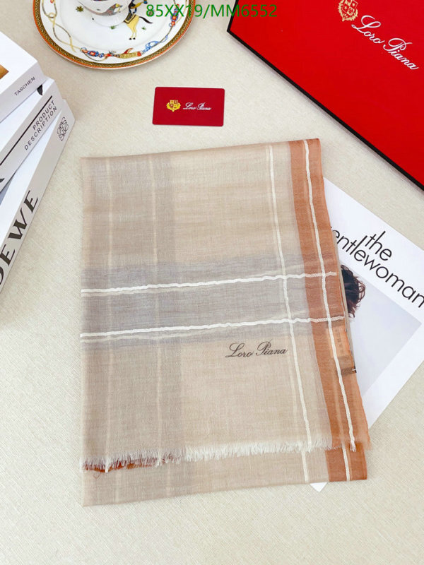 Scarf-Loro Piana Code: MM6552 $: 85USD