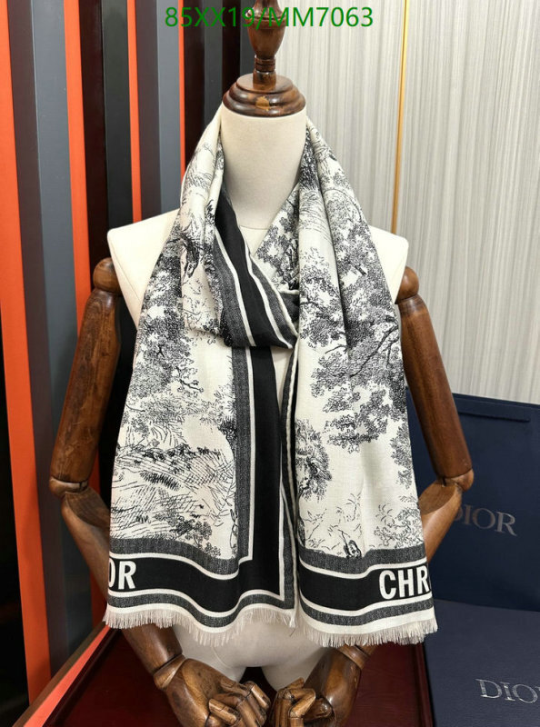 Scarf-Dior Code: MM7063 $: 85USD