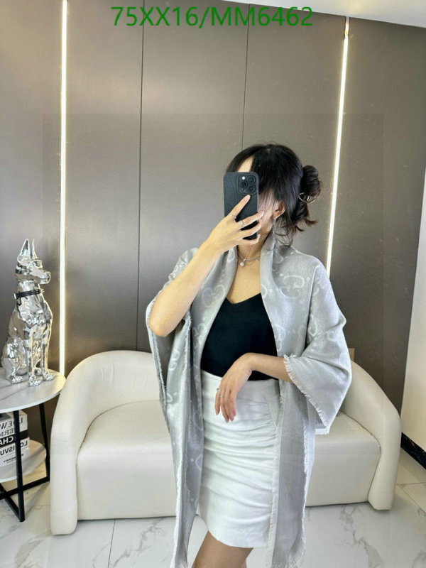 Scarf-Gucci Code: MM6462 $: 75USD