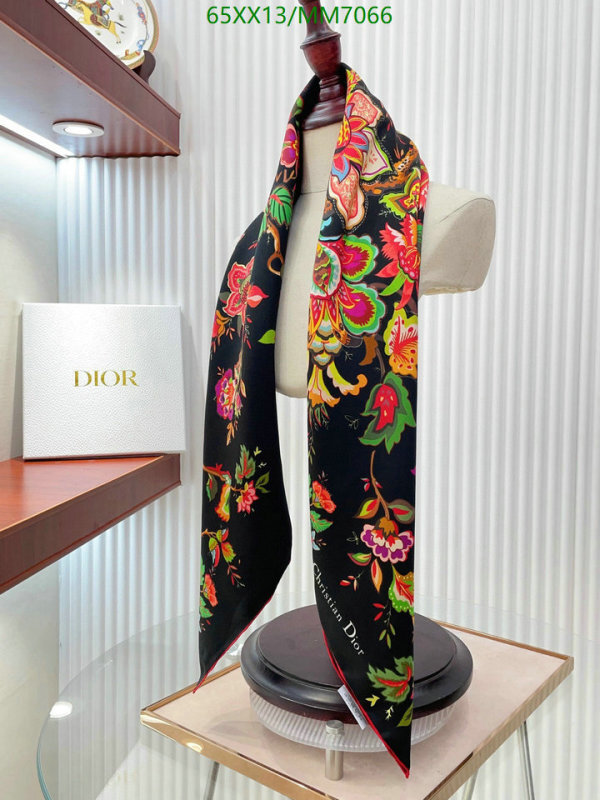 Scarf-Dior Code: MM7066 $: 65USD