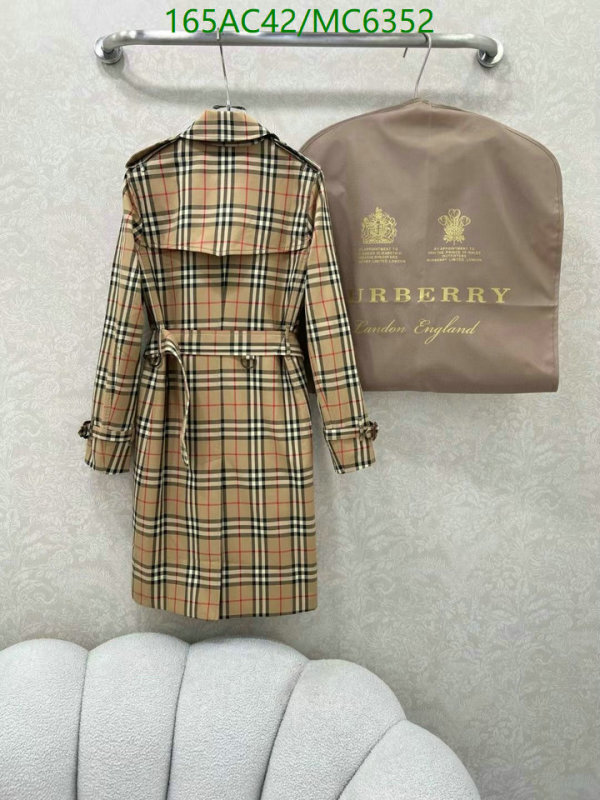 Clothing-Burberry Code: MC6352 $: 165USD