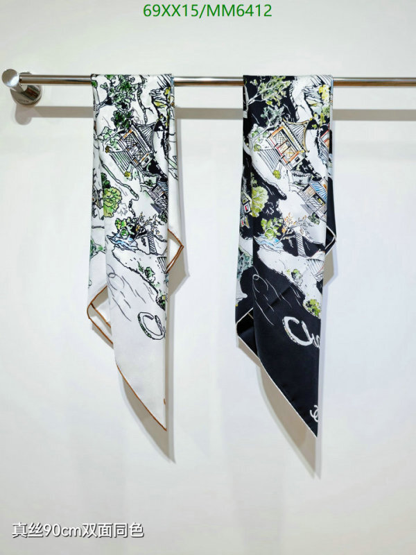 Scarf-Chanel Code: MM6412 $: 69USD