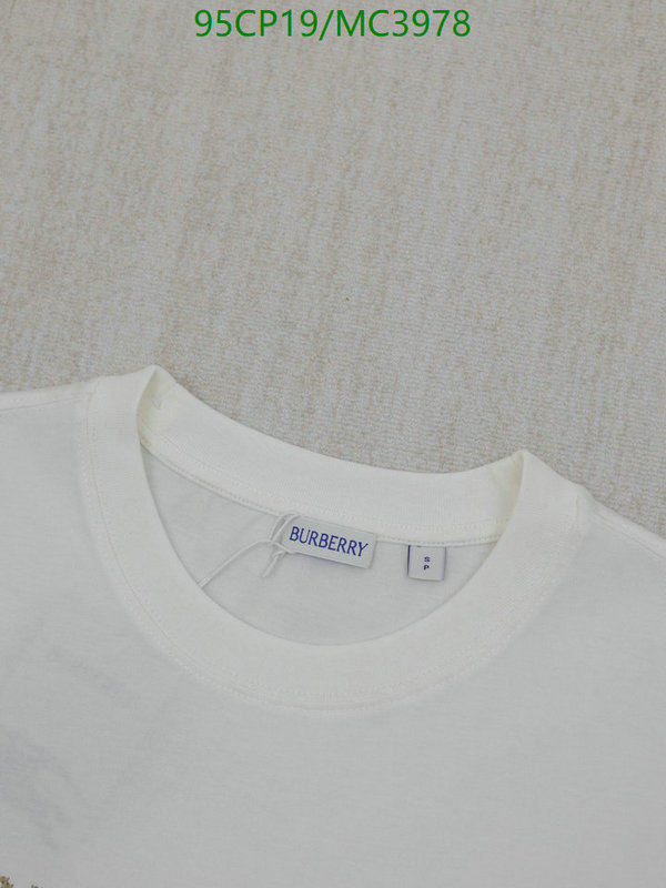 Clothing-Burberry Code: MC3978 $: 95USD