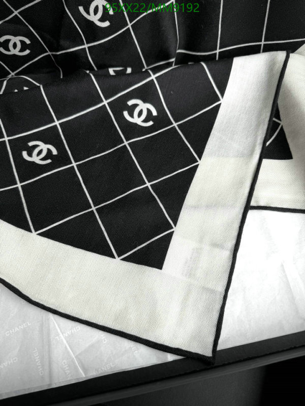 Scarf-Chanel Code: MM9192 $: 95USD