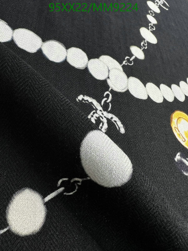 Scarf-Chanel Code: MM9224 $: 95USD