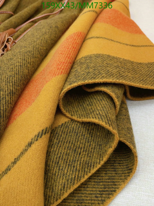 Scarf-Hermes Code: MM7336 $: 159USD