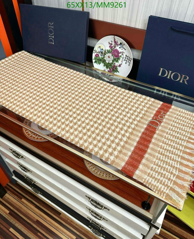 Scarf-Dior Code: MM9261 $: 65USD