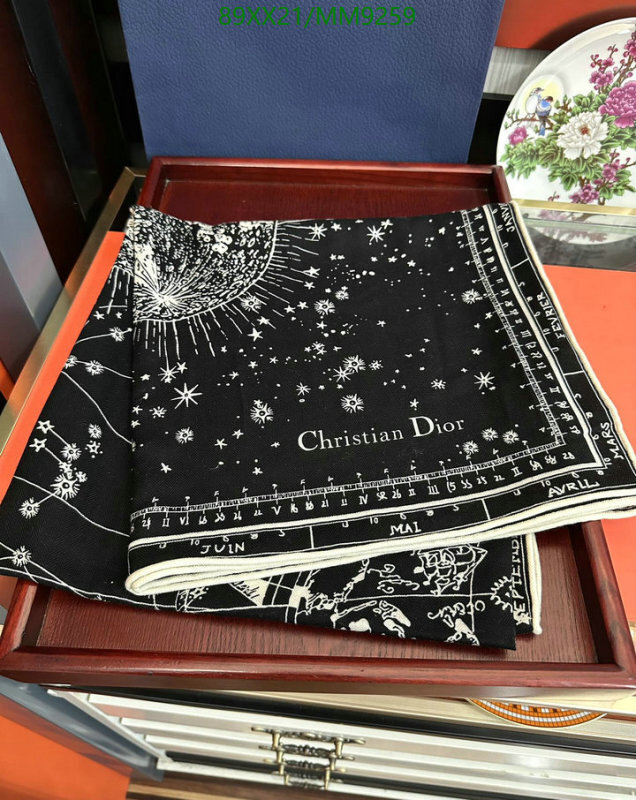 Scarf-Dior Code: MM9259 $: 89USD