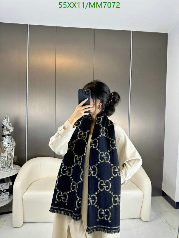 Scarf-Gucci Code: MM7072 $: 55USD