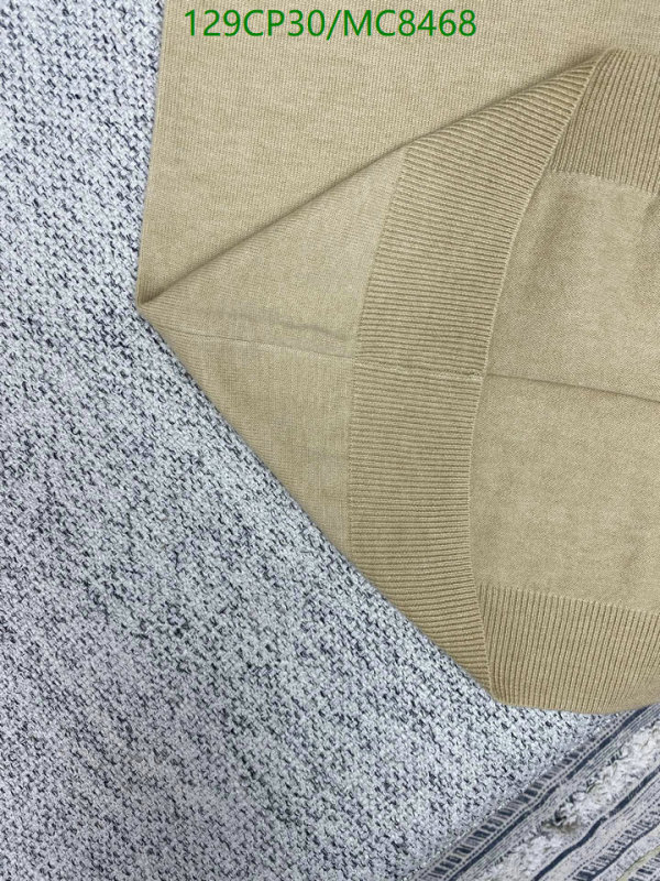 Clothing-Burberry Code: MC8468 $: 129USD