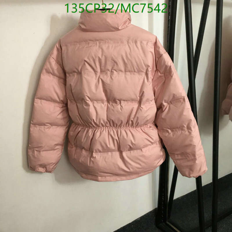 Down jacket Women-Miu Miu Code: MC7542 $: 135USD