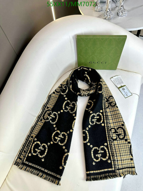 Scarf-Gucci Code: MM7072 $: 55USD