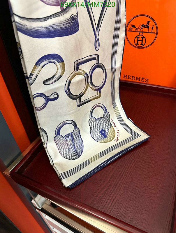 Scarf-Hermes Code: MM7320 $: 69USD