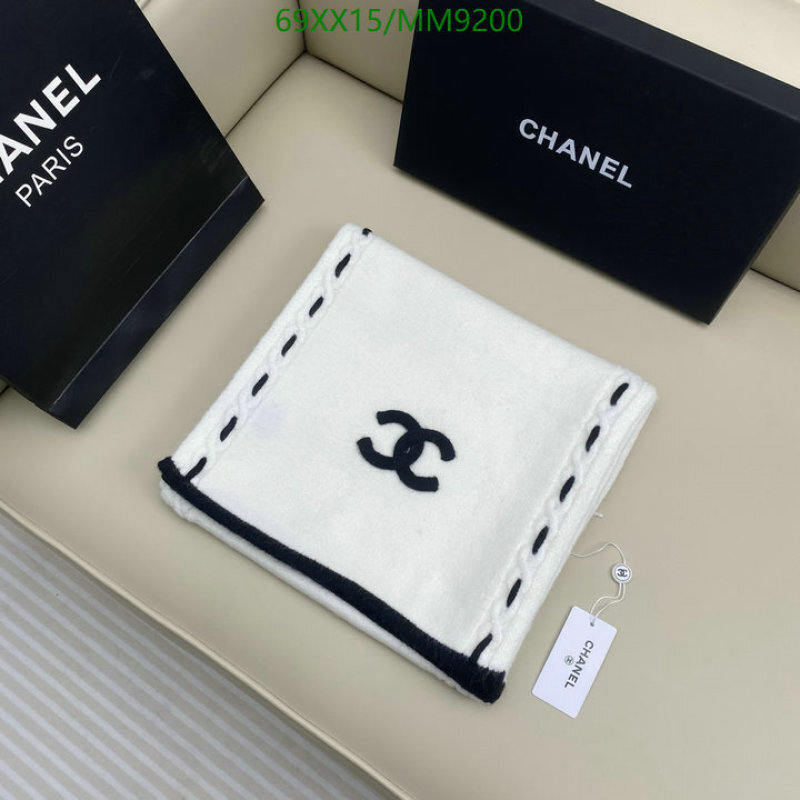 Scarf-Chanel Code: MM9200 $: 69USD