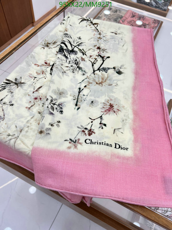 Scarf-Dior Code: MM9251 $: 95USD