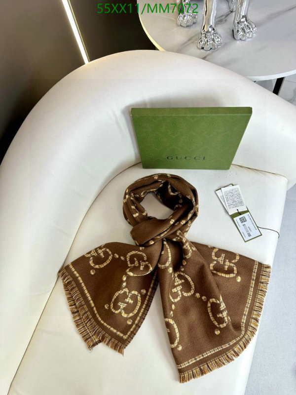 Scarf-Gucci Code: MM7072 $: 55USD