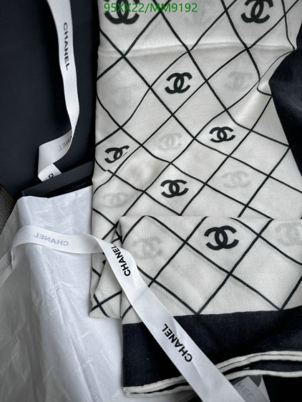 Scarf-Chanel Code: MM9192 $: 95USD