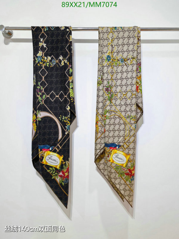 Scarf-Gucci Code: MM7074 $: 89USD