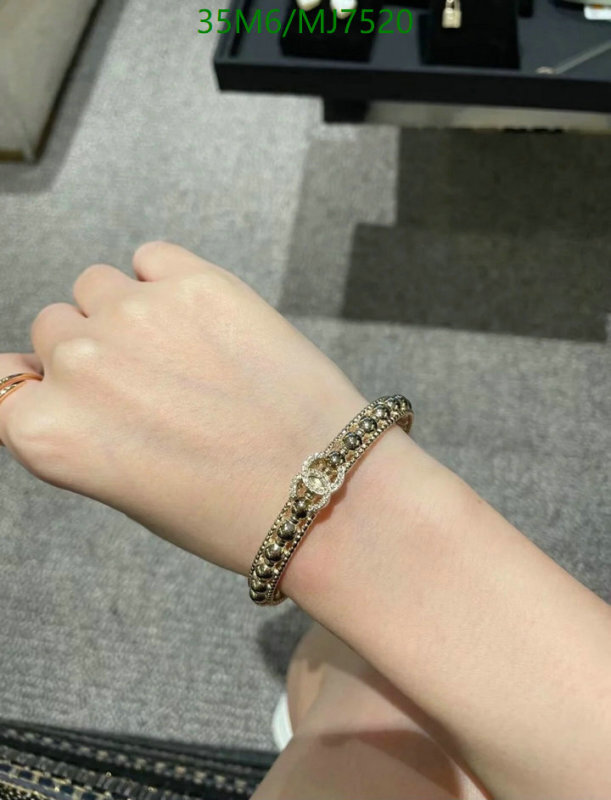 Jewelry-Chanel Code: MJ7520 $: 35USD