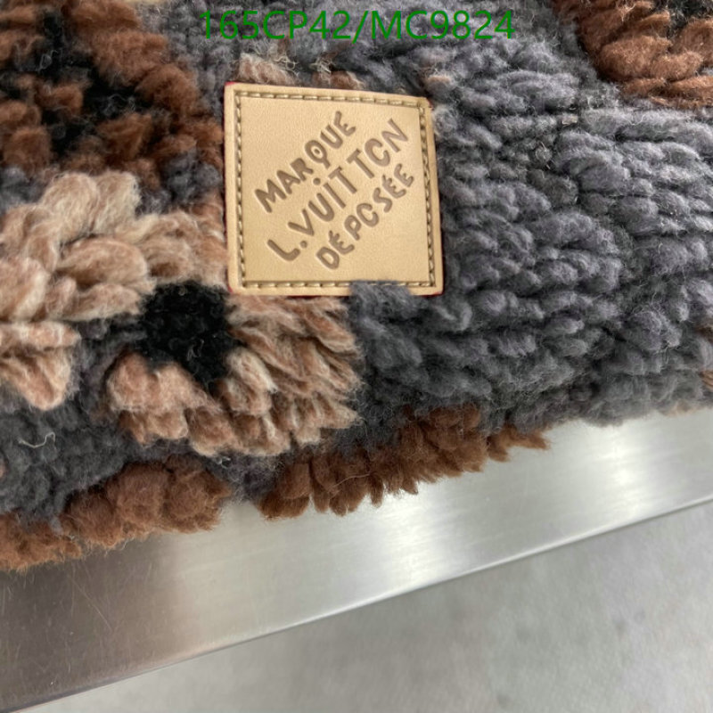 Clothing-LV Code: MC9824 $: 165USD
