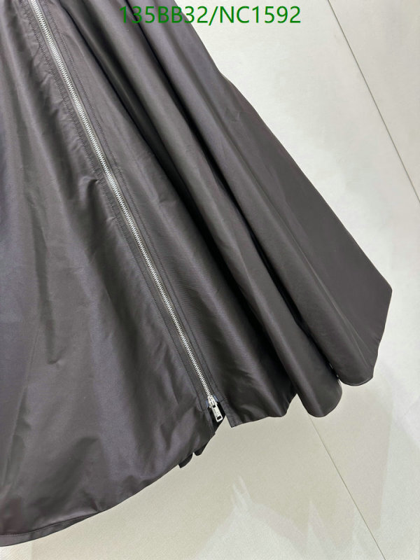 Clothing-Prada Code: NC1592 $: 135USD