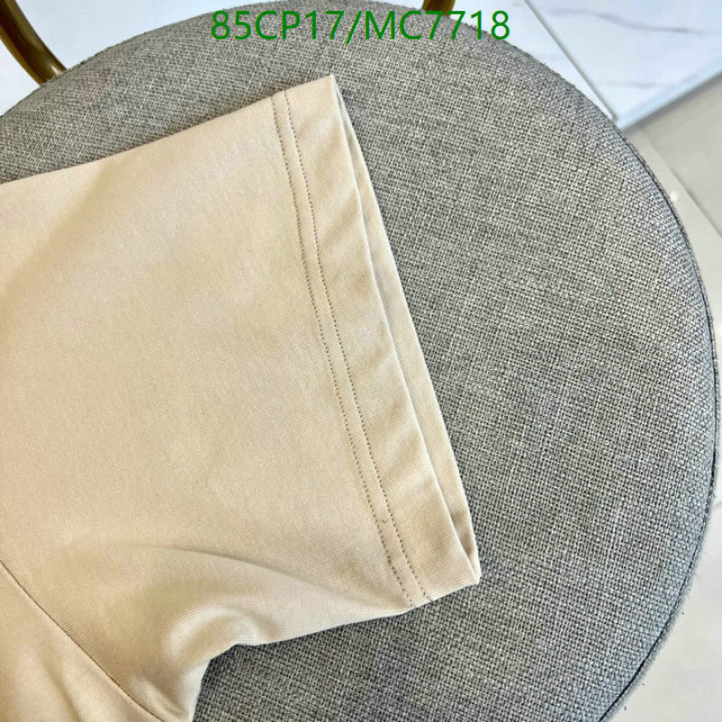 Clothing-Burberry Code: MC7718 $: 85USD