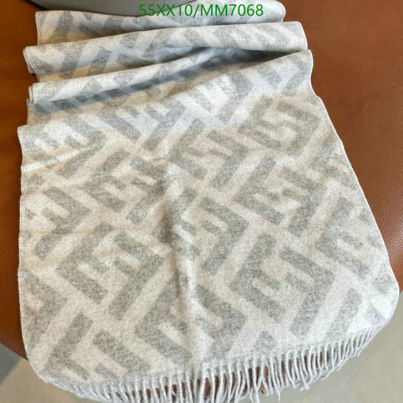 Scarf-Fendi Code: MM7068 $: 55USD