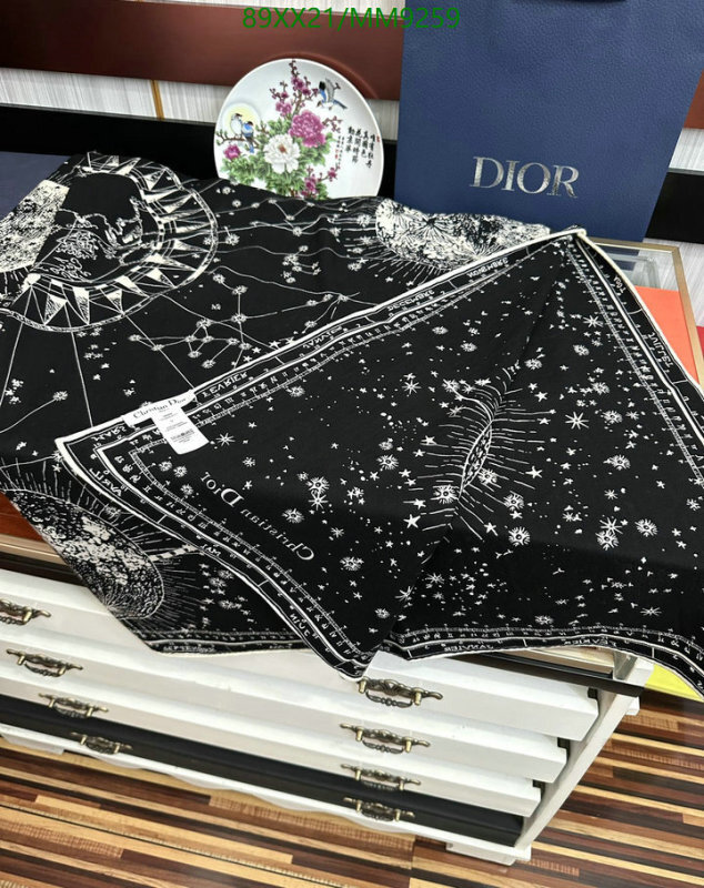 Scarf-Dior Code: MM9259 $: 89USD