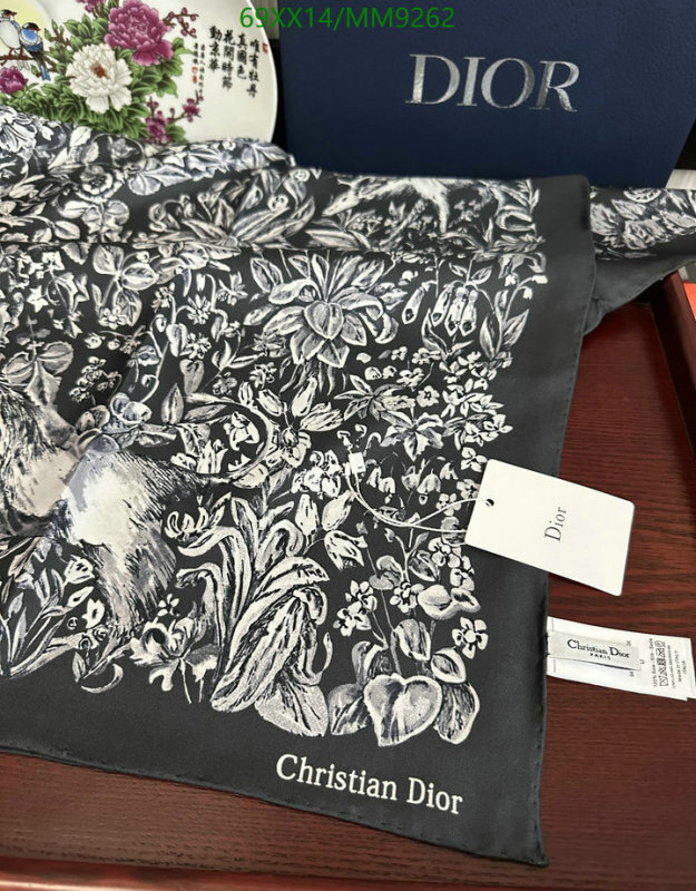 Scarf-Dior Code: MM9262 $: 69USD