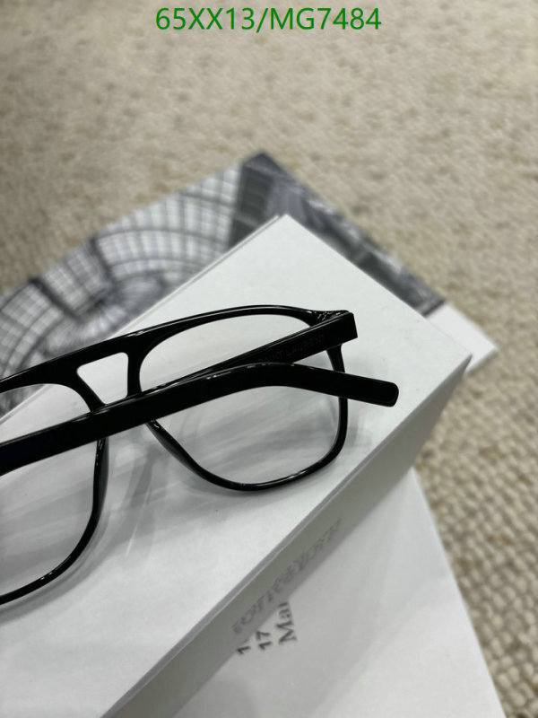Glasses-YSL Code: MG7484 $: 65USD