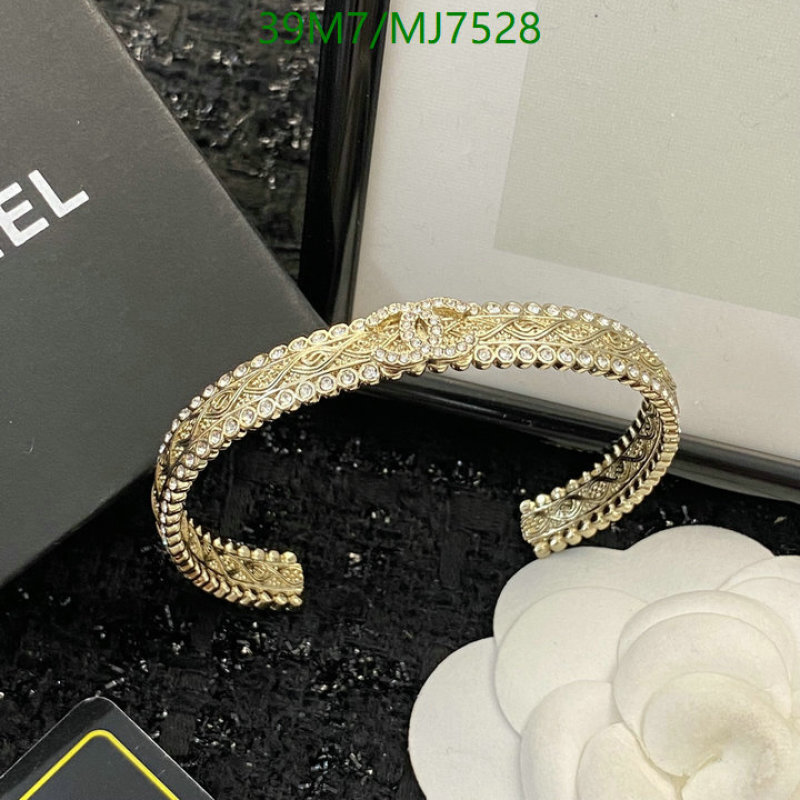 Jewelry-Chanel Code: MJ7528 $: 39USD