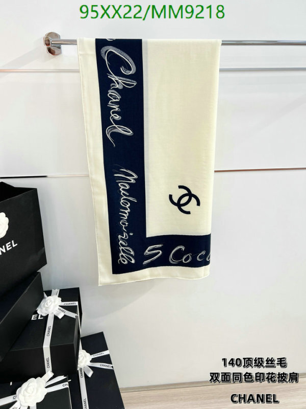 Scarf-Chanel Code: MM9218 $: 95USD