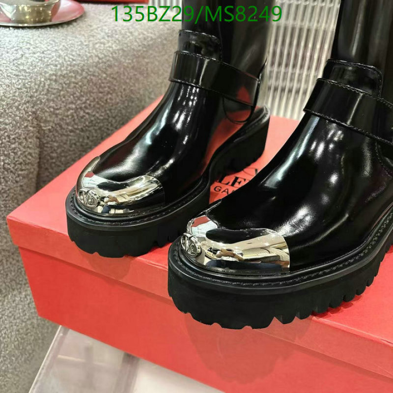 Women Shoes-Valentino Code: MS8249 $: 135USD