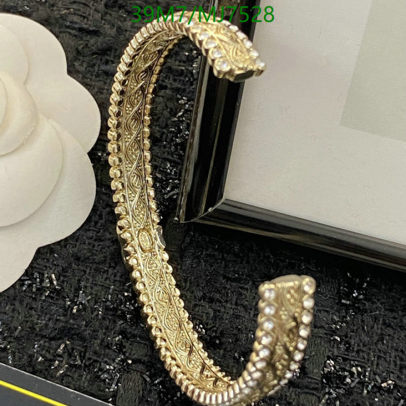 Jewelry-Chanel Code: MJ7528 $: 39USD