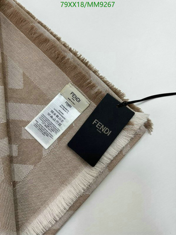 Scarf-Fendi Code: MM9267 $: 79USD