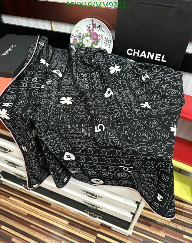 Scarf-Chanel Code: MM9233 $: 85USD