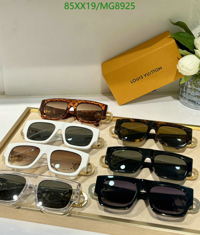 Glasses-LV Code: MG8925 $: 85USD