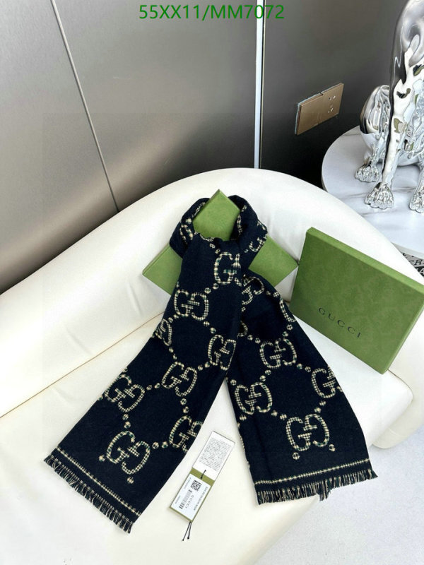 Scarf-Gucci Code: MM7072 $: 55USD
