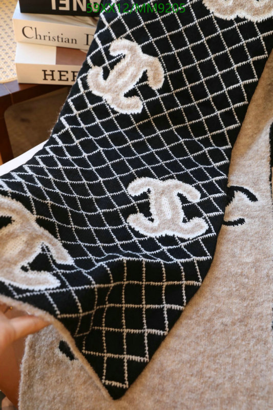 Scarf-Chanel Code: MM9205 $: 59USD