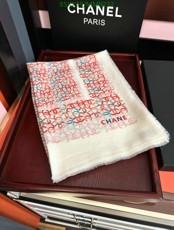 Scarf-Chanel Code: MM9232 $: 85USD
