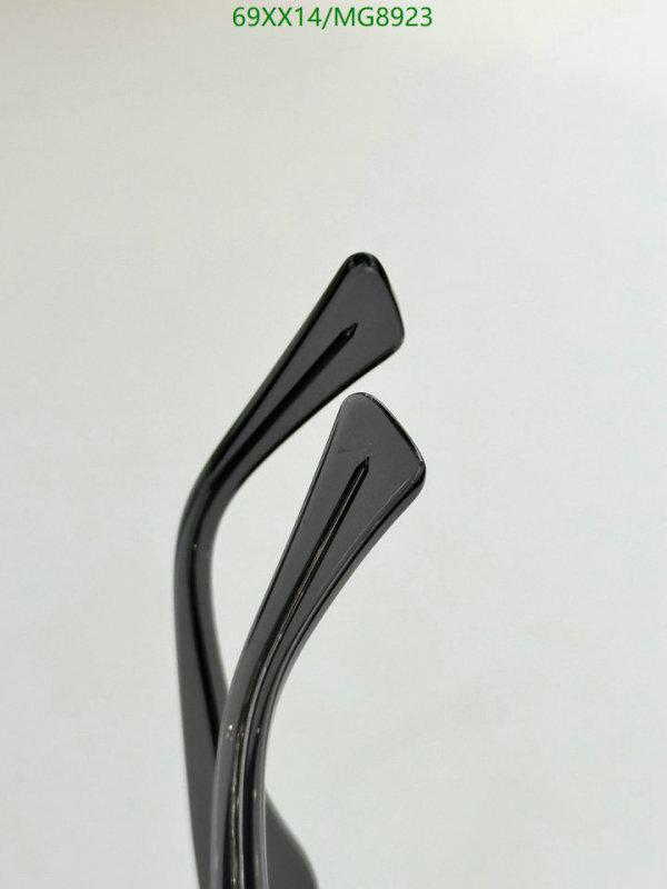 Glasses-LV Code: MG8923 $: 69USD