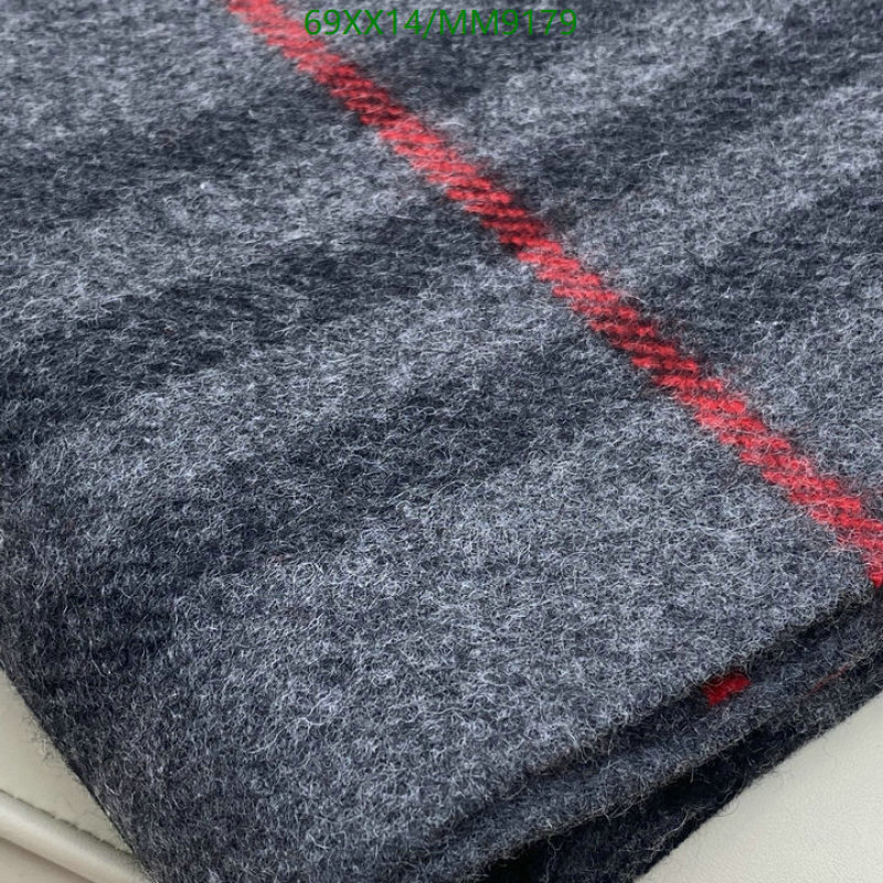 Scarf-Burberry Code: MM9179 $: 69USD